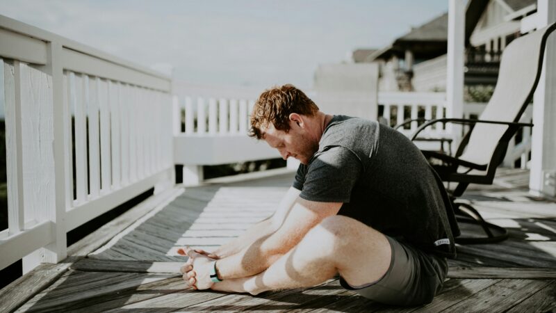 The 10-Minute Evening Mobility Routine for Desk Workers to Save Your Gains